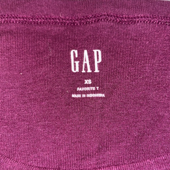 gap basic scoop neck long sleeve purple tee - Picture 2 of 2